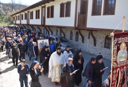 Лития с иконата на Пресв. Богородица-Всецарица на Светли понеделник