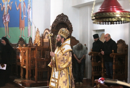 Архиерейско богослужение в исихастирио  „Св. Пантелеймон“ с. Смиров дол