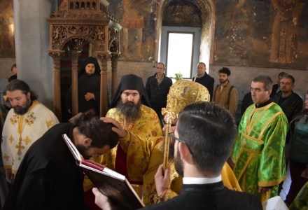 Монахът Захарий стана йеродякон