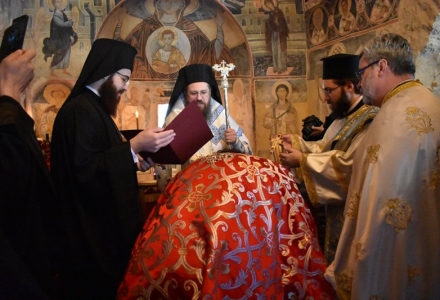 Архиерейска св. Литургия в Леворечкия манастир