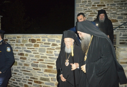 Кой е каноничният игумен на манастира Есфигмен?