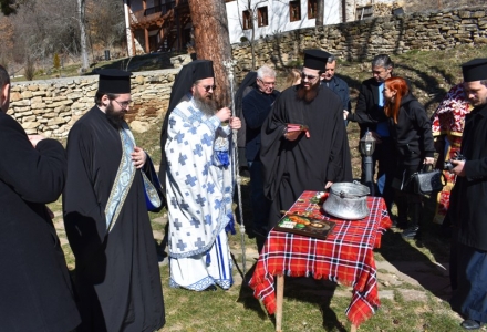 Архиерейска св. Литургия в Леворечкия манастир