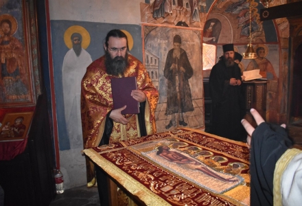 Христос воскресе из мертвих!