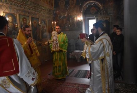 Монахът Захарий стана йеродякон