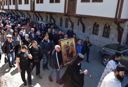 Лития с иконата на Пресв. Богородица-Всецарица на Светли понеделник