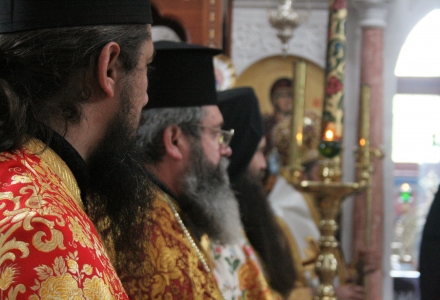 Архиерейско богослужение в исихастирио  „Св. Пантелеймон“ с. Смиров дол