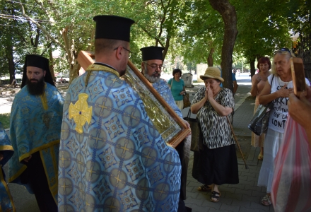 Иверската икона на Божията майка гостува в Кюстендил