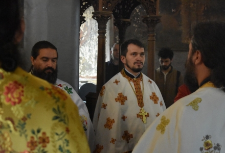 Монахът Захарий стана йеродякон