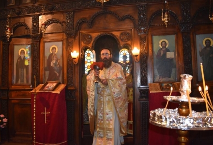 Съслужение в Перник с викарийния епископ Поликарп